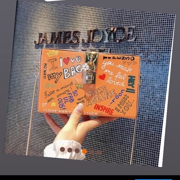 Purse - Picture 3 of 3